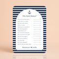 Babyshower spelkaart Wie kent Mama in Navy Blue stijl, gepersonaliseerd met naam – Studio Miron